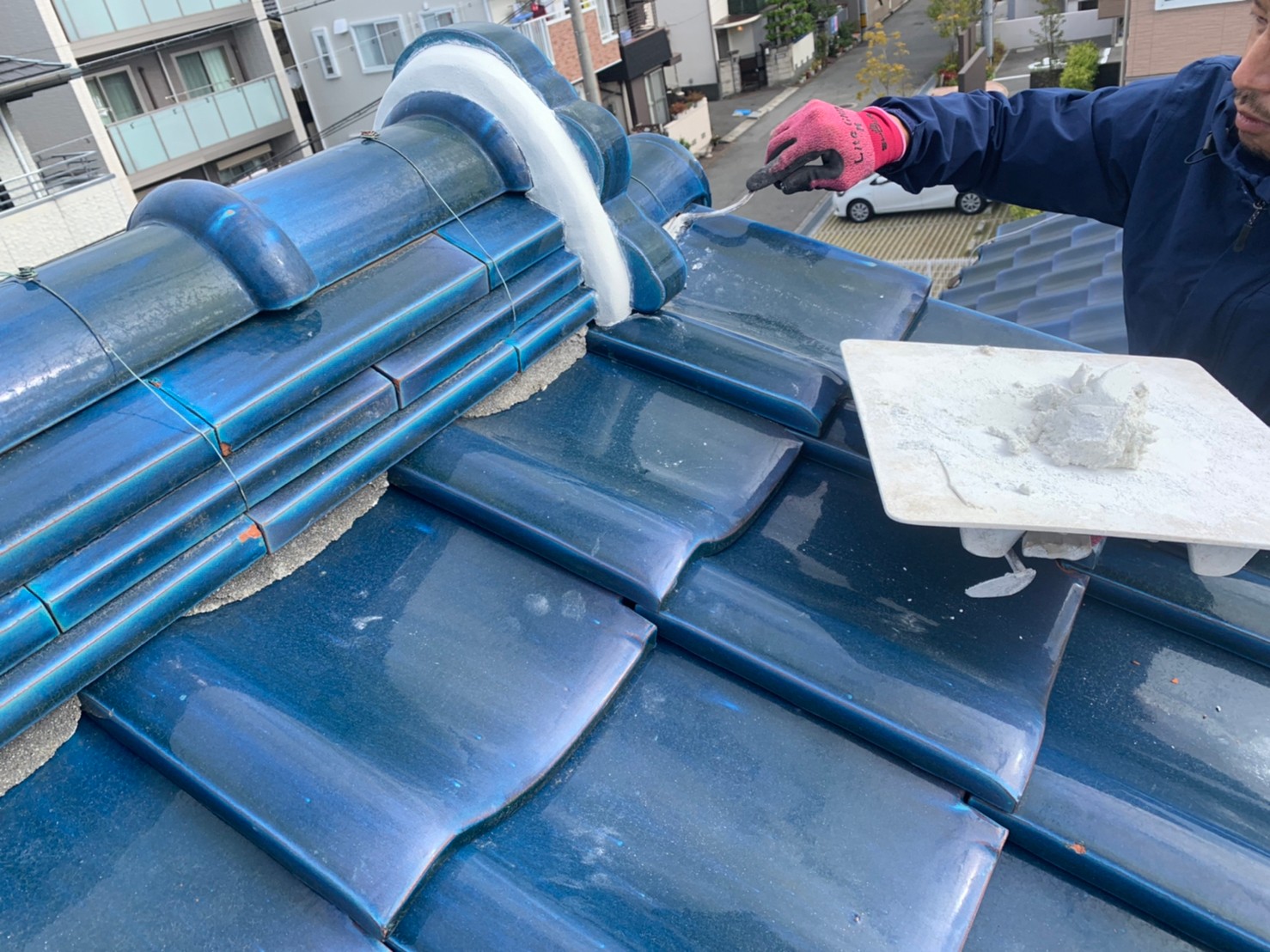 瓦屋根の漆喰